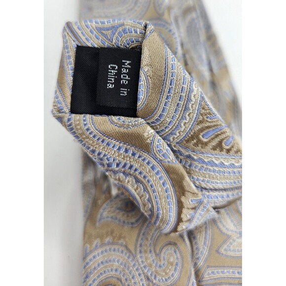 Michael Kors Tie 3.5 in Gold Paisley 100% Silk Necktie Men's Classic - Picture 3 of 4